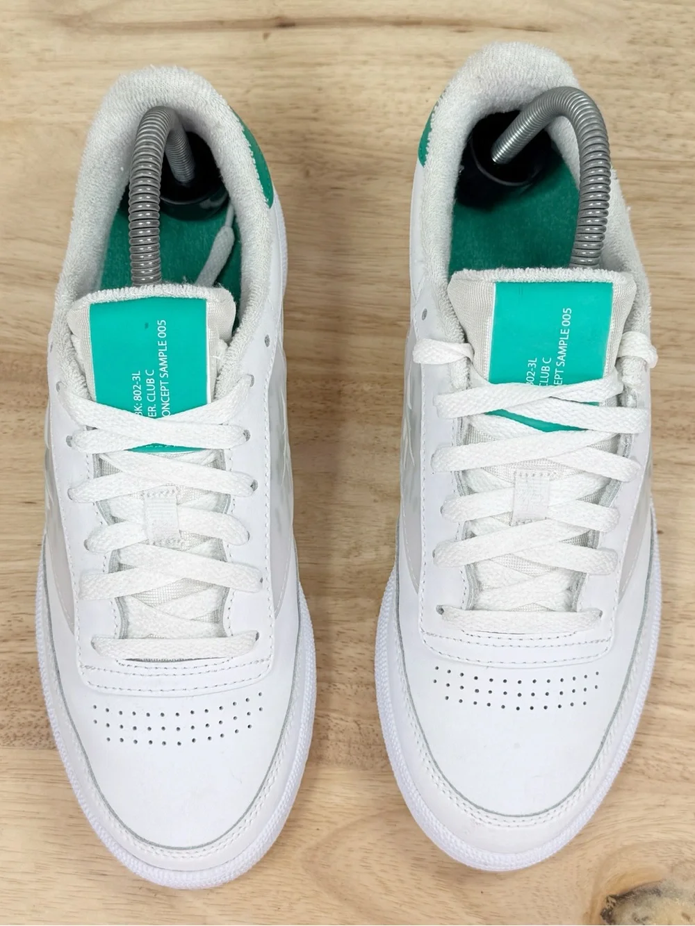 Reebok Club C 85 Logo Tennis Shoes Sneakers White Green Women Size 8 Preppy